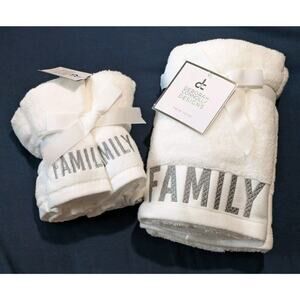Deborah Connolly 2 White Hand Towels & 5 Washcloths Sets Embroidered Gray Family